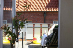 02-2